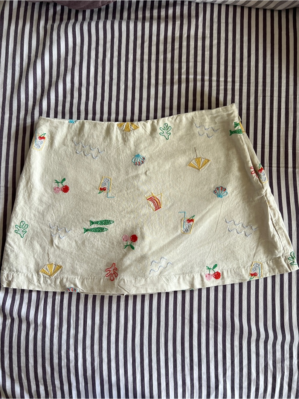 Gap Linen-Blend Embroidered Mini Skort with Beach umbrella beige size medium - Picture 4 of 10